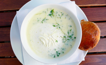 Стоматологические услуги стоматологической клиники на озере Феникс, Дортмунд: Особое питание во время стационарного пребывания в клинике 